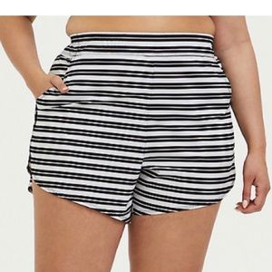 Torrid black and white striped board shorts